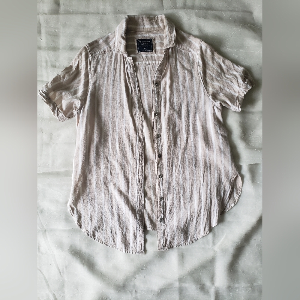 Abercrombie and Fitch Linen Button-up shirt